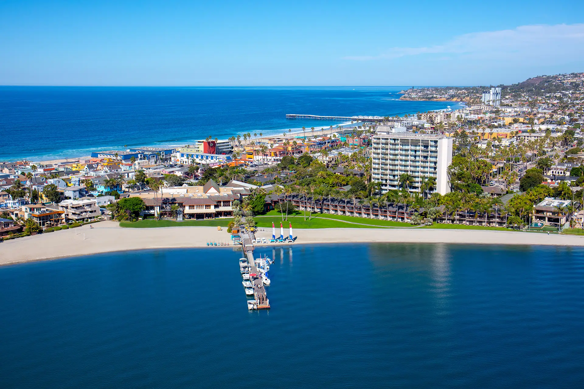 Catamaran Resort_aerial view Mission Bay (2)