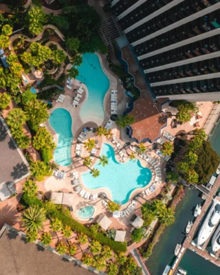 It’s like musical chairs, but with more sun and less running. Claim your lounge throne and reign over summer vibes all day long! 👑💦 

#PoolsideParadise #DiscoverMissionBay

📍 @hyattmissionbay